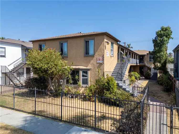 House For Sale in 1960, Cedar Avenue, Long Beach, California