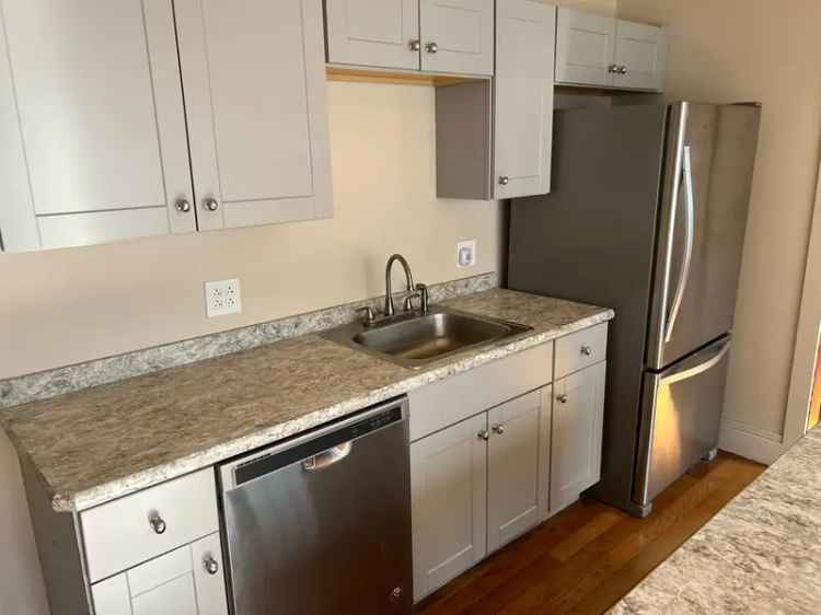 Rent Apartment Unit Near UB South Campus with Modern Features