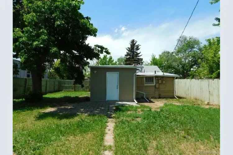 Rent Cozy Ranch Style House with Full Eat-In Kitchen