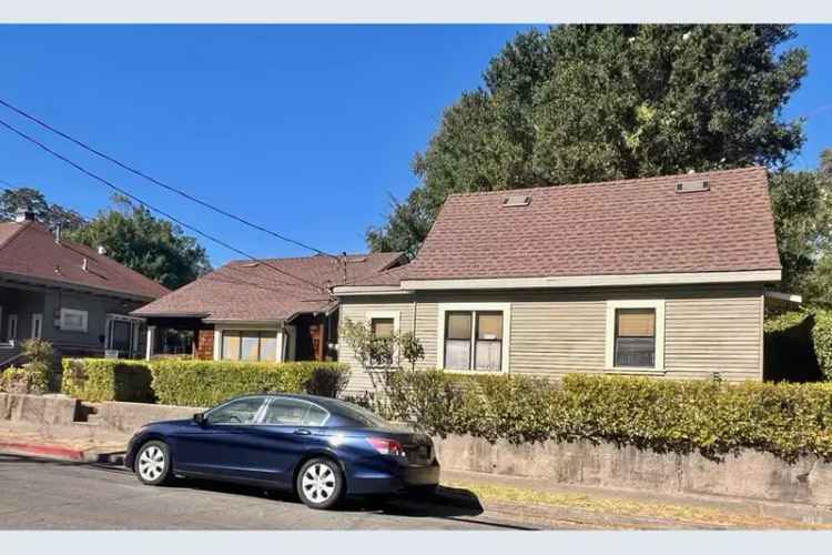 For Sale Unique 4 Unit Complex in San Anselmo with Income Potential