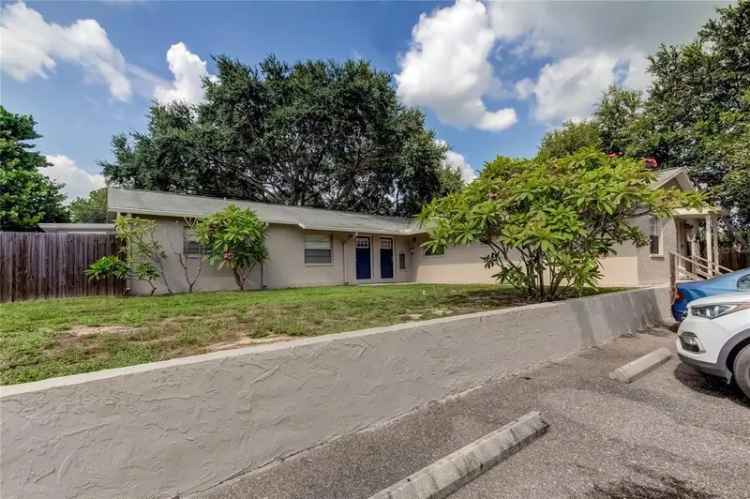 House For Sale in Clearwater, Florida