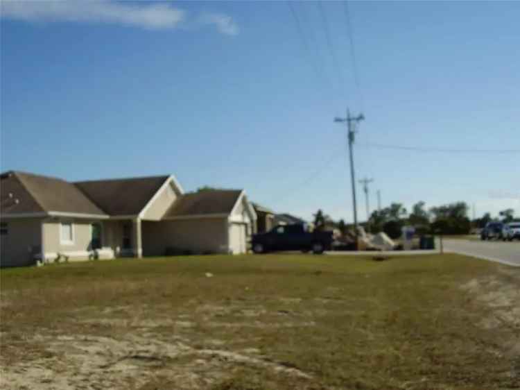 Land For Sale in 3527, East Gator Circle, Cape Coral, Florida