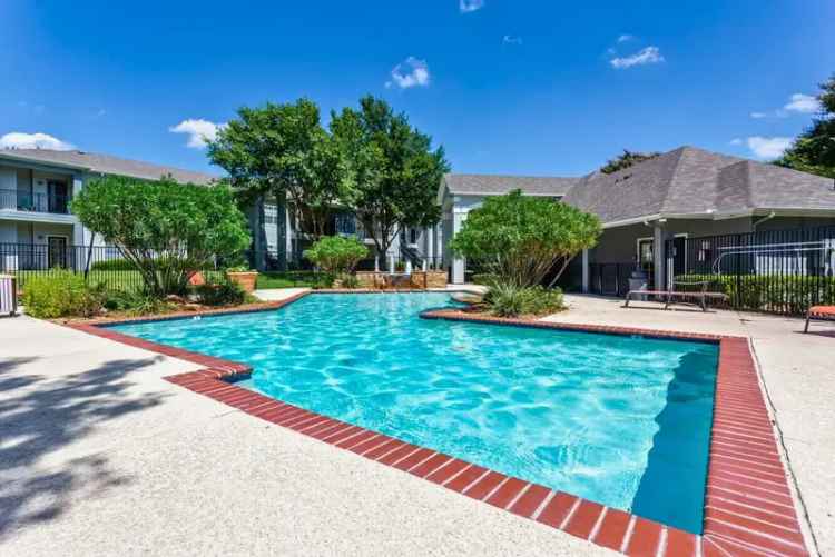 Luxury Apartments for Rent in Terrell with Tranquil Country Setting