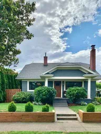 Bungalow for Rent in Portland with Finished Basement and Garden Beds