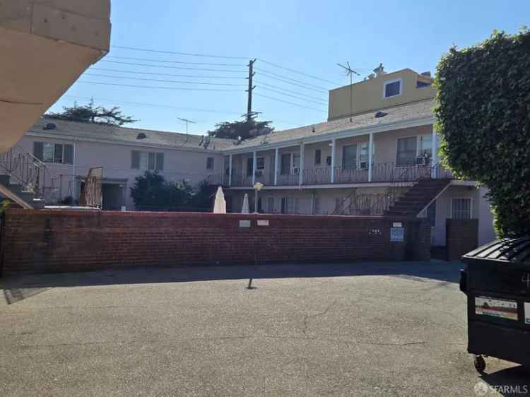 House For Sale in 4141, Los Feliz Boulevard, Los Angeles, California