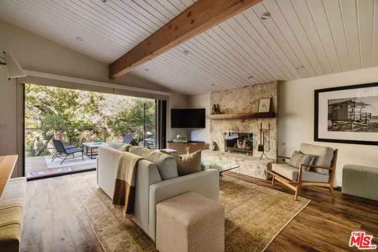 House For Sale in 231, Muerdago Road, Topanga, California