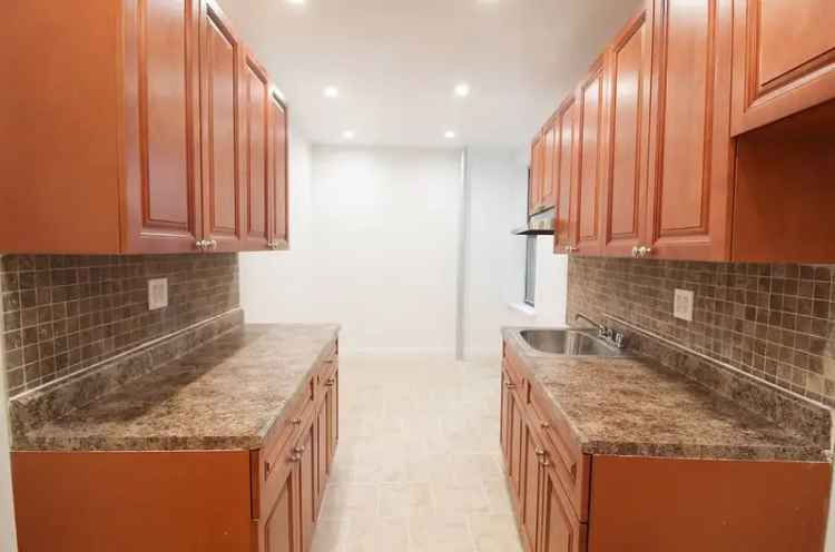 Rent Apartment Unit with Modern Updates Near E and F Trains