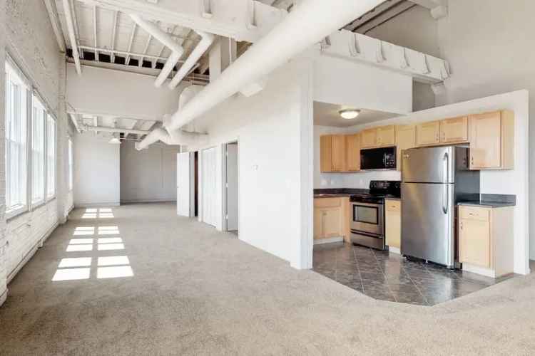 Rent Studio to 2 Bedroom Apartments in Omaha with Great Amenities