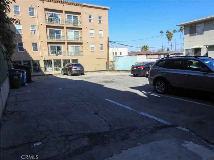 House For Sale in 227, South Bonnie Brae Street, Los Angeles, California