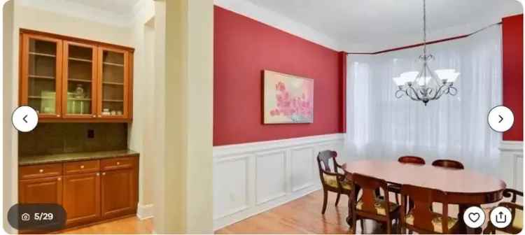 Townhouse for Rent in Emory Parc Villas with 3 Bedrooms and Garden View