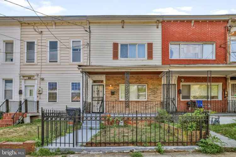 House For Sale in 1908, 17th Street Southeast, Washington, District of Columbia