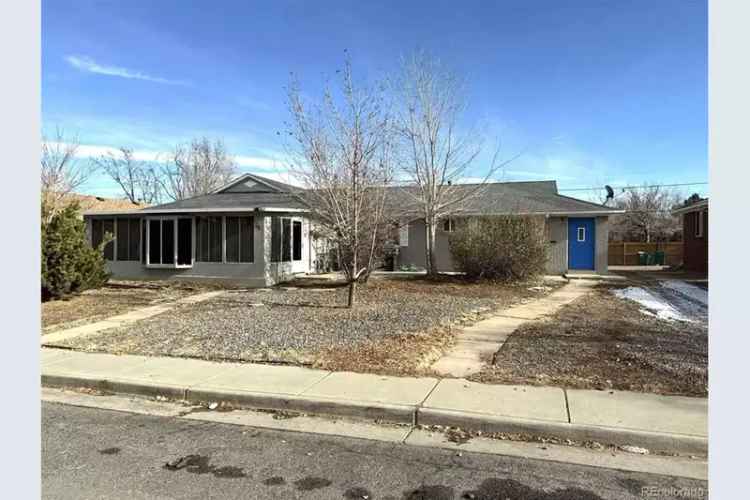 House For Sale in Aurora, Colorado