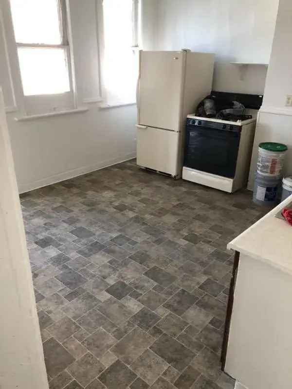 Rent 2 Bedroom Apartment Unit with Renovations and Free Utilities