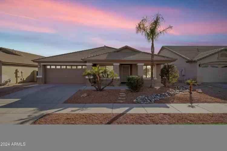 Buy House in Surprise AZ with 3 Bedrooms and Swimming Pool