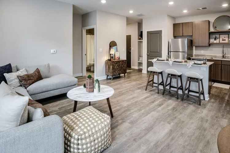 Rent Luxury Apartments in Lincoln with Stylish Amenities