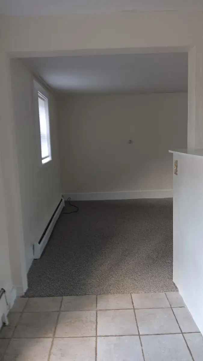 Rent Apartment Unit in North Framingham with Unique Features