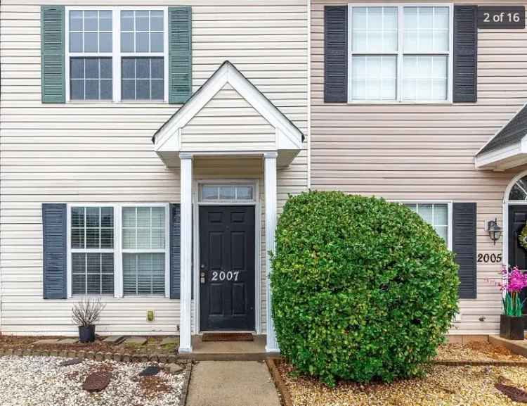 Townhouse for Rent in Augusta with 2 Bedrooms and 2.5 Baths