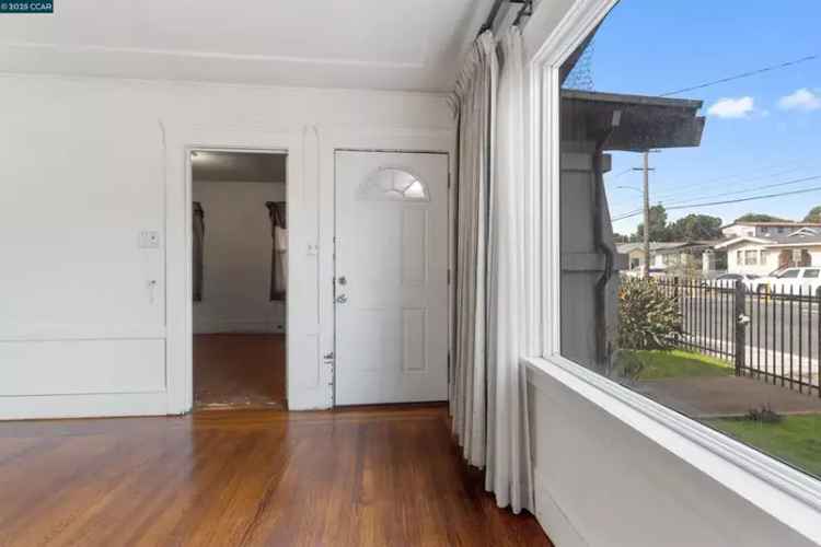 House For Sale in 5145, Foothill Boulevard, Oakland, California