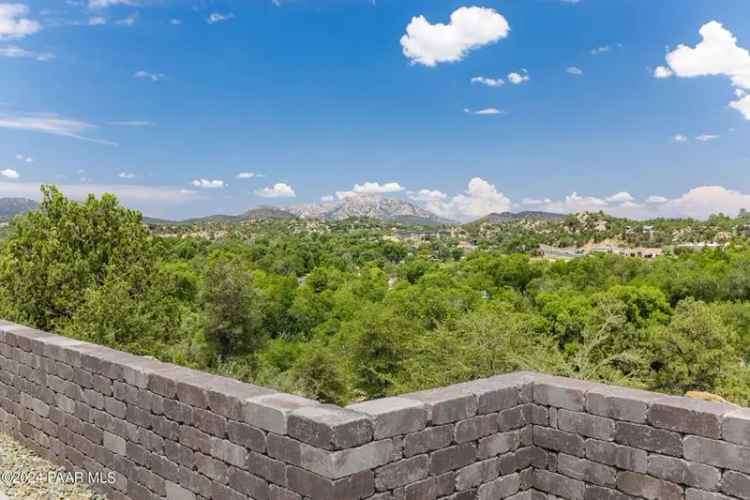 Buy New Home in Prescott AZ with 2 Bedrooms and Stunning Views