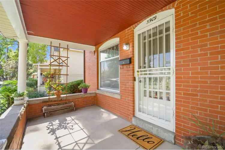 Buy Duplex in Berkeley Featuring Turn of the Century Charm and Potential