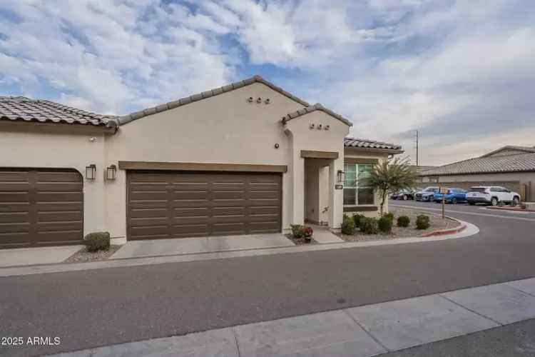 Buy Modern Townhouse with 3 Bedrooms and Gated Community in Chandler