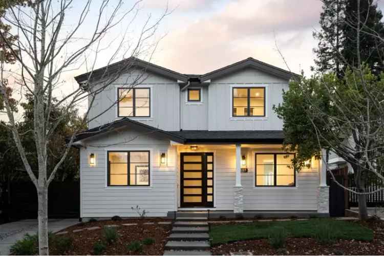 Rent modern house in Burlingame with spacious bedrooms and beautiful backyard