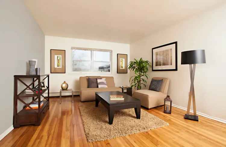 Rent Apartments in Parsippany NJ with Beautiful Gardens and Spacious Layouts