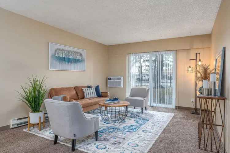 Rent Apartments in Richland WA with Pool and Convenient Amenities