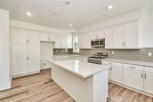 House For Sale in Cypress, California