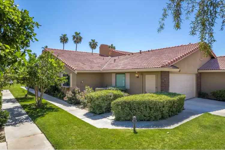 Turn-Key Furnished Buy 2BD 2BA Home in Palm Desert with Golf Course Views