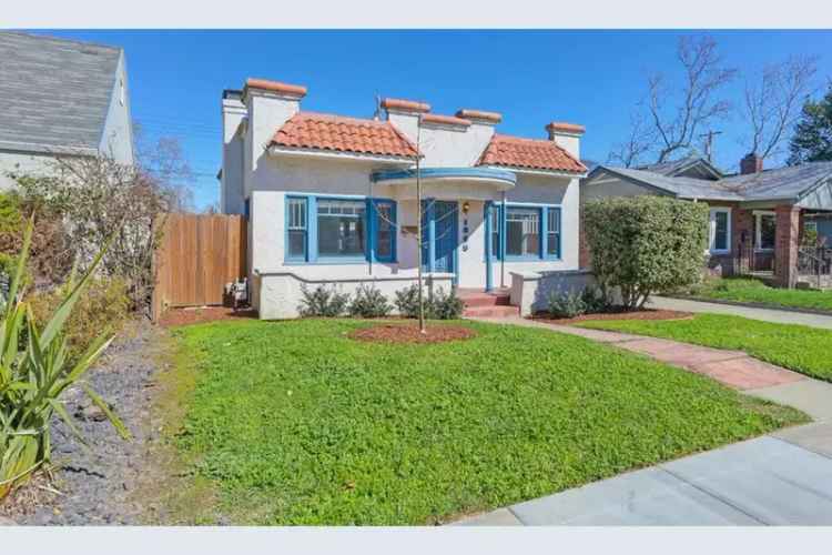 House For Sale in 1805, Burnett Way, Sacramento, California