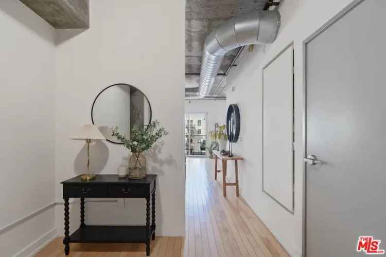 House For Sale in 645, West 9th Street, Los Angeles, California