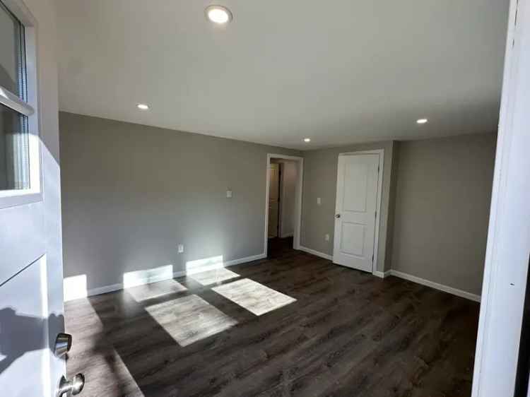 Rent Apartment Unit Newly Remodeled with Luxury Features