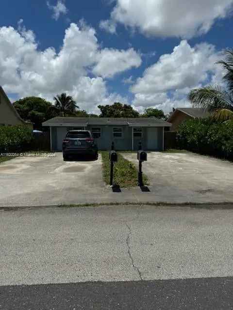 House For Sale in 238, Northwest 13th Avenue, Delray Beach, Florida