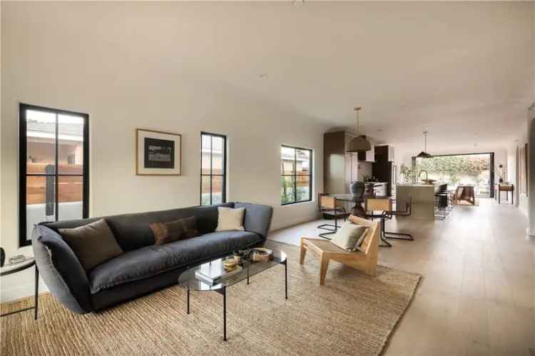 House For Sale in 2334, Glover Place, Los Angeles, California