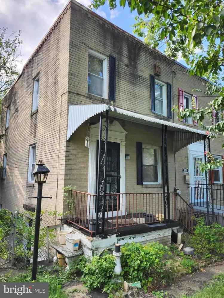 House For Sale in 504, 45th Street Northeast, Washington, District of Columbia