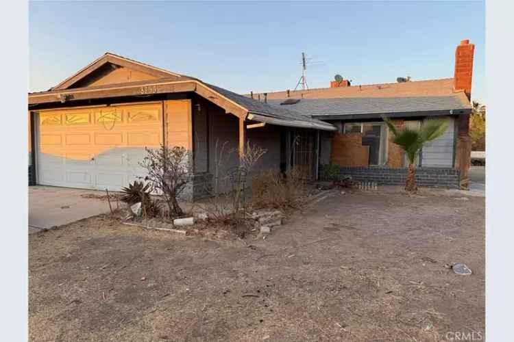 House For Sale in 8355, Randolph Street, Riverside, California