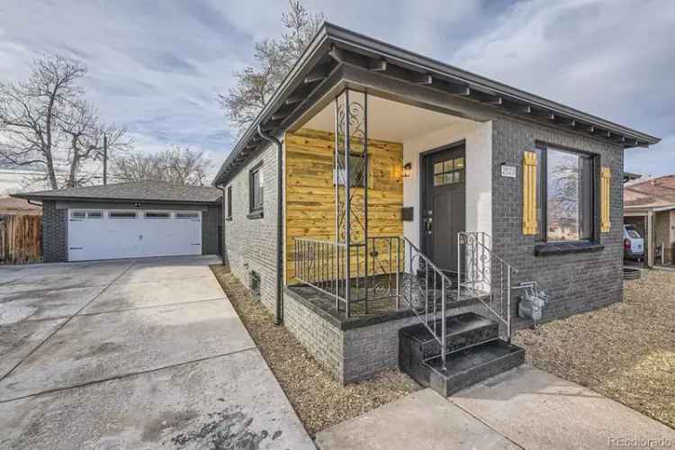 For Sale 4 Bedroom Home in Harvey Park with Modern Upgrades