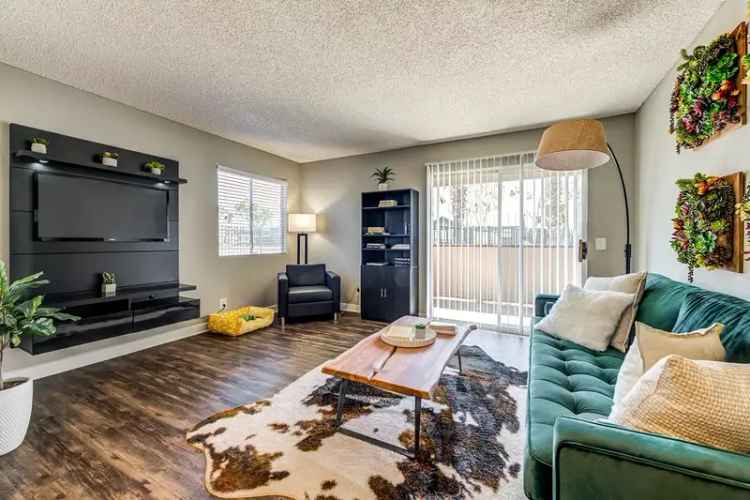 Rent Apartments in Diamond Valley with Pool and Bark Park