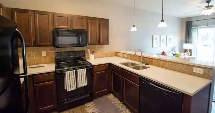 Rent Apartments in Urbandale with Modern Features and Amenities