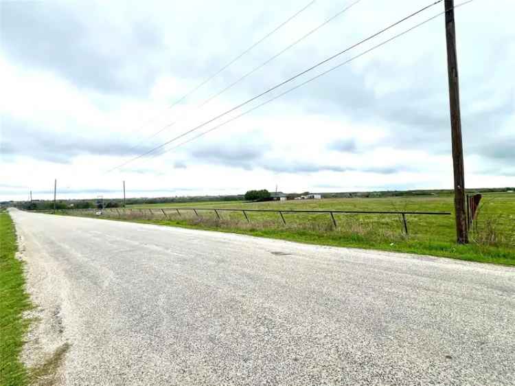 Land for sale in Alvarado perfect for building your dream home