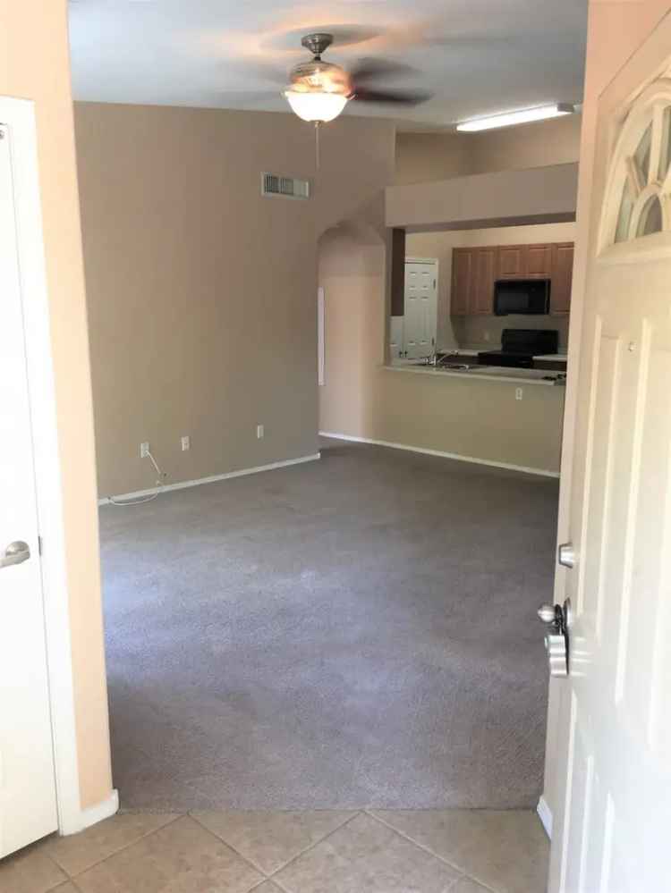 Rent 2 Bed Condo in Gated Community Mesa AZ with Pool and Fitness Center