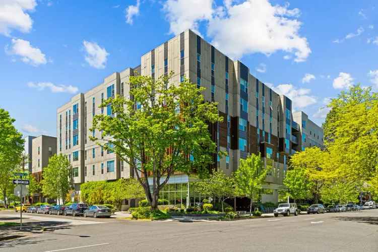 Rent Apartments in Eugene with Stylish Amenities Near University of Oregon