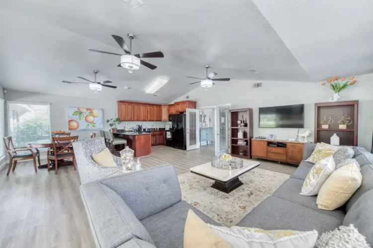 Luxury Rent Apartments in Clovis Featuring Spacious Floor Plans