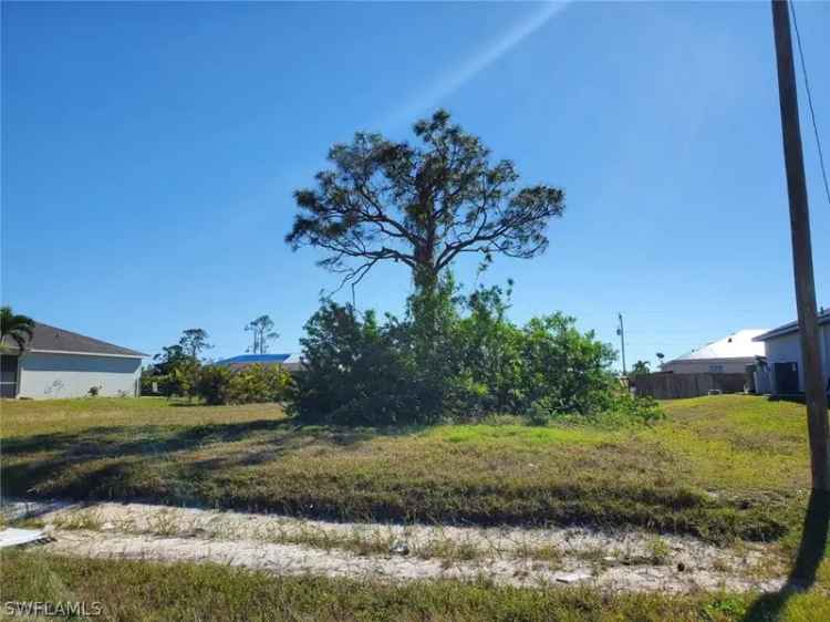 Land For Sale in 2924, Northwest 25th Lane, Cape Coral, Florida