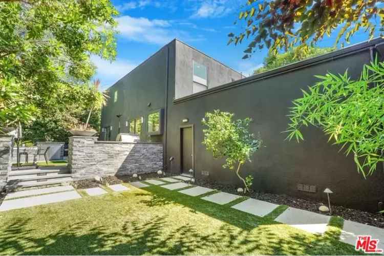 House For Sale in 2903, Nichols Canyon Road, Los Angeles, California