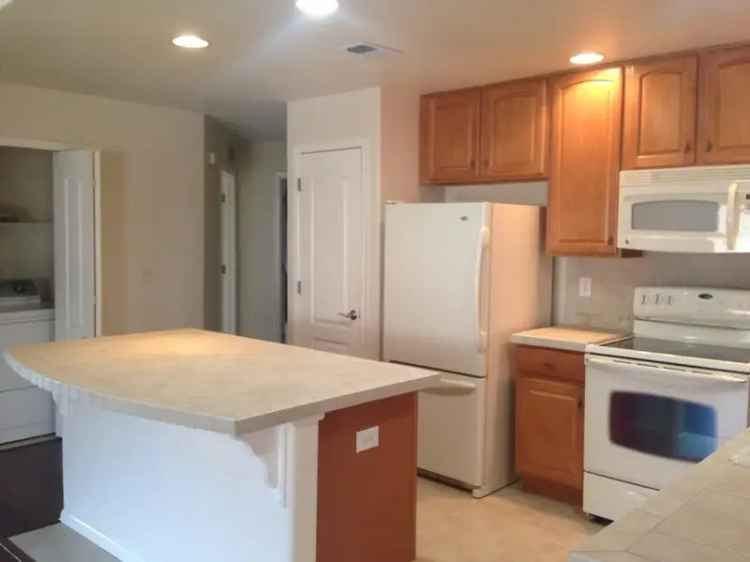 Rent Luxury Condo near Ute Creek Golf Course with Modern Features