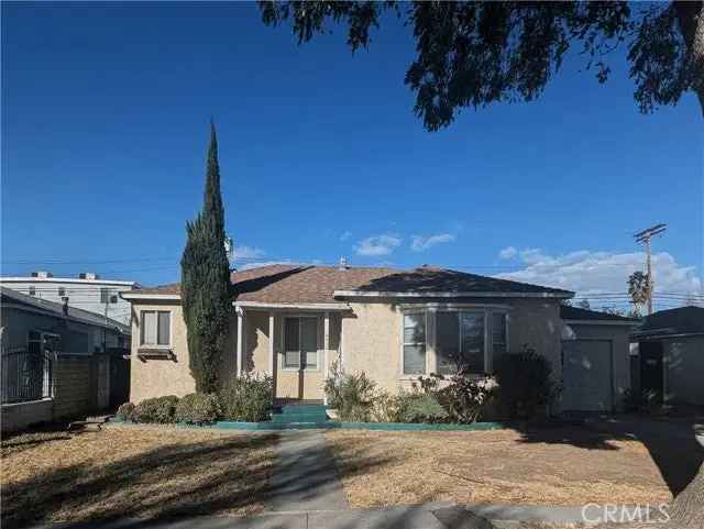 House For Sale in 14235, Burton Street, Los Angeles, California