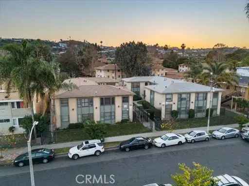 House For Sale in 4106, Palmwood Drive, Los Angeles, California