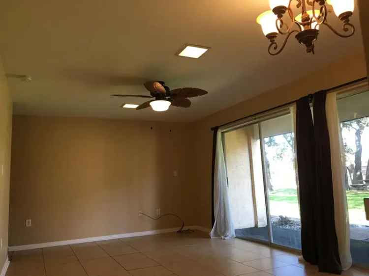 Rent One Bedroom Apartment Unit in Condo with Pool